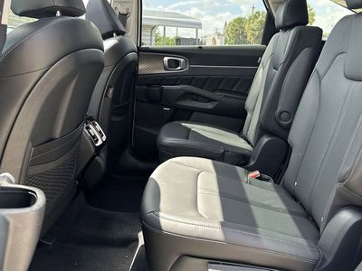 2026 Kia Sorento - Photo 24