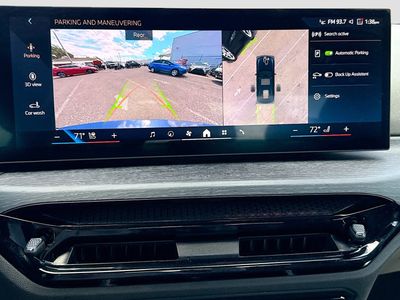 2025 BMW 3 Series - Photo 34