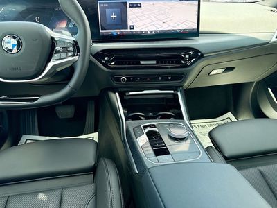 2025 BMW 3 Series - Photo 19