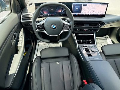 2025 BMW 3 Series - Photo 17
