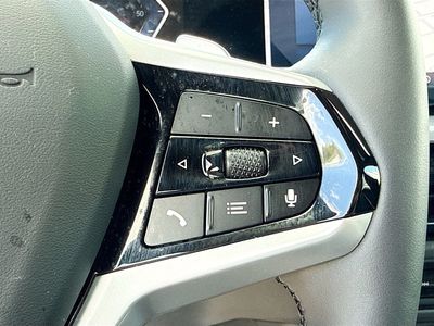 2025 BMW 3 Series - Photo 39
