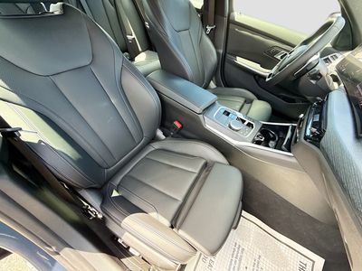 2025 BMW 3 Series - Photo 15