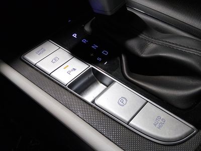 2024 Hyundai Elantra — photo 19 view