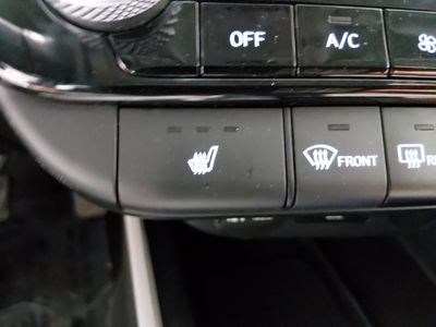 2024 Hyundai Elantra — photo 18 view
