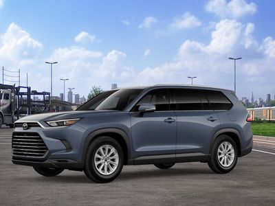 2026 Toyota Grand Highlander Hybrid - Photo 3