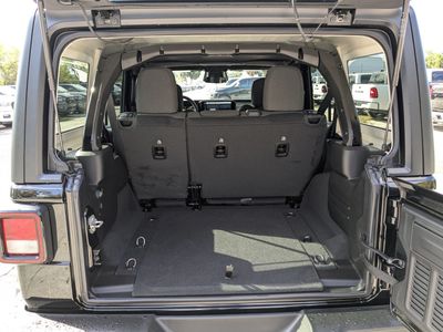 2026 Jeep Wrangler — photo 12 view
