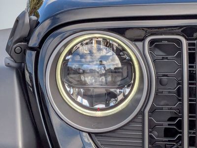 2026 Jeep Wrangler — photo 9 view