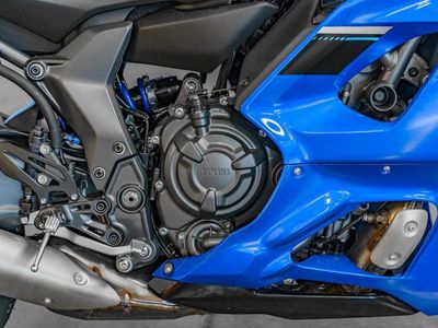 2025 Yamaha YZF-R7 - Photo 10