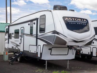 2022 Dutchmen Astoria 1500 2943BHF — front three-quarter view