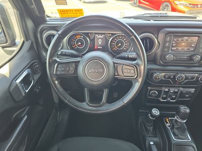 2021 Jeep Wrangler - Photo 10
