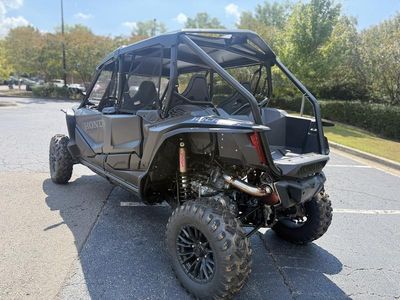 2025 Honda Talon 1000X-4 — interior view