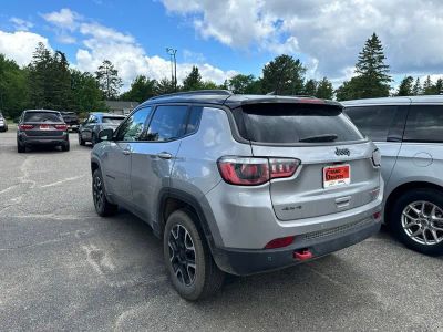 2019 Jeep Compass — side profile view