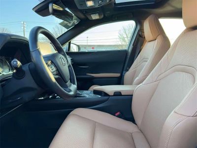 2023 Lexus UX - Photo 4