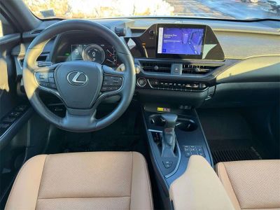 2023 Lexus UX - Photo 5