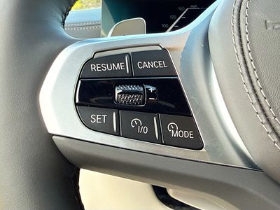 2026 BMW X5 — photo 38 view
