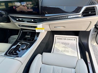 2026 BMW X5 — photo 18 view