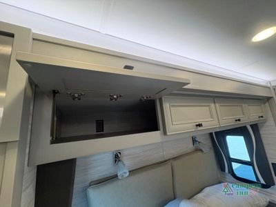 2026 Tiffin Motorhomes Phaeton — photo 37 view