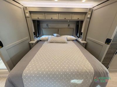 2026 Tiffin Motorhomes Phaeton — photo 35 view