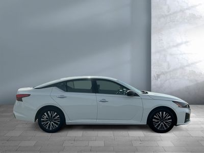2025 Nissan Altima - Photo 7