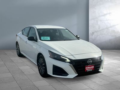 2025 Nissan Altima - Photo 8