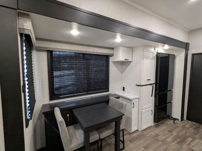 2025 Jayco Seismic - Photo 29