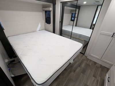 2025 Jayco Seismic - Photo 22