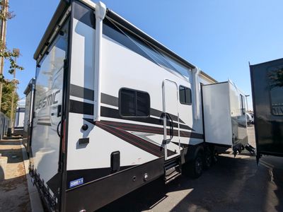 2025 Jayco Seismic - Photo 39