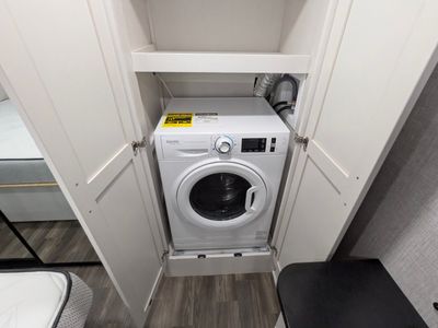 2025 Jayco Seismic - Photo 4