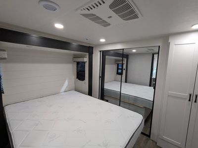 2025 Jayco Seismic - Photo 6
