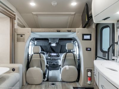2026 Thor Motor Coach Tiburon - Photo 3