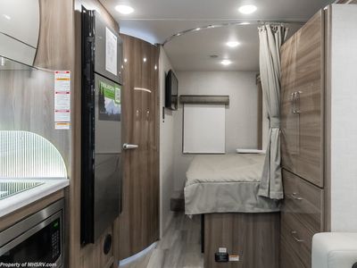 2026 Thor Motor Coach Tiburon - Photo 23