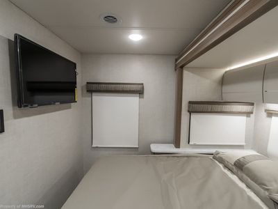 2026 Thor Motor Coach Tiburon - Photo 25