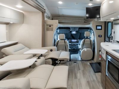 2026 Thor Motor Coach Tiburon - Photo 11