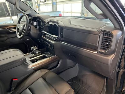 2026 Chevrolet Silverado 1500 — photo 9 view