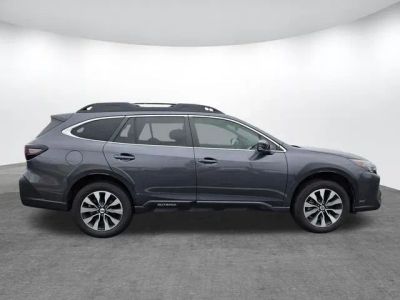 2023 Subaru Outback - Photo 3