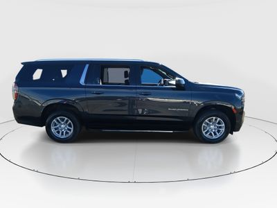 2023 Chevrolet Suburban - Photo 8