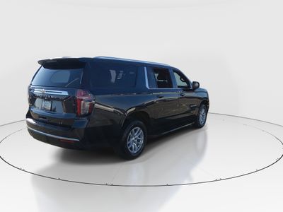 2023 Chevrolet Suburban - Photo 7