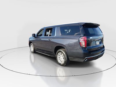 2023 Chevrolet Suburban - Photo 5