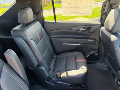 2026 Chevrolet Traverse — photo 40 view
