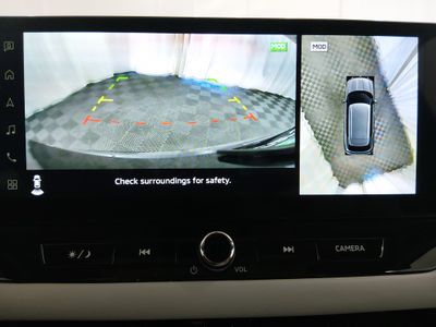 2025 Mitsubishi Outlander - Photo 16