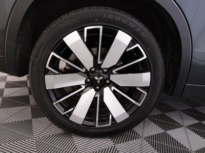 2025 Mitsubishi Outlander - Photo 10