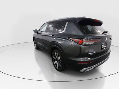 2025 Mitsubishi Outlander - Photo 5