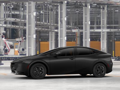 2026 Toyota Prius Plug-in Hybrid - Photo 5