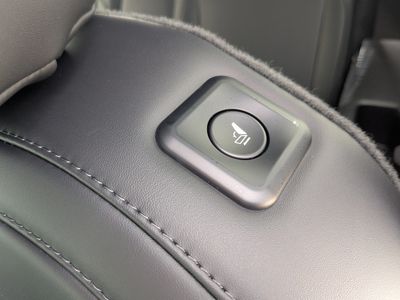 2027 Kia Telluride Hybrid - Photo 15