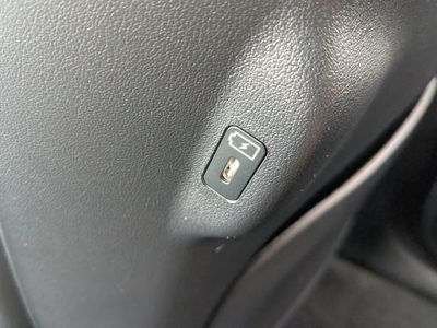 2027 Kia Telluride Hybrid - Photo 19