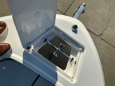 2026 Robalo 180 CC - Photo 2