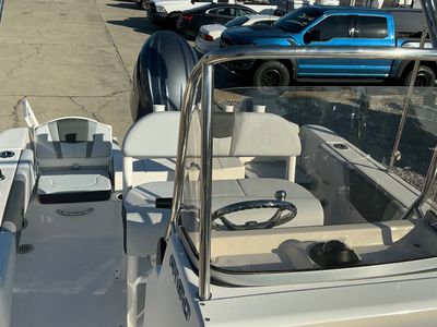 2026 Robalo 180 CC - Photo 3