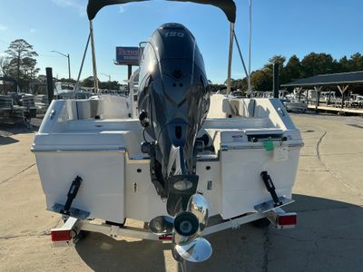 2026 Robalo 180 CC - Photo 10