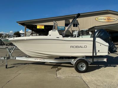 2026 Robalo 180 CC - Photo 8