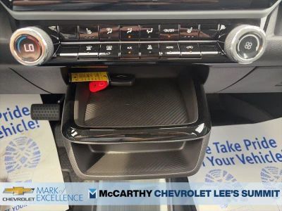 2027 Chevrolet Bolt - Photo 16